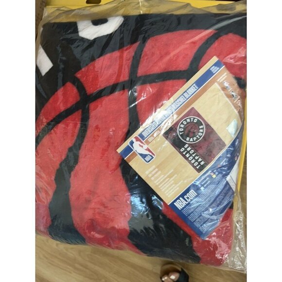 TORONTO Raptors NBA Fleece Blanket 60”x80” Royal Plush 2020 basketball Throw - Picture 2 of 5